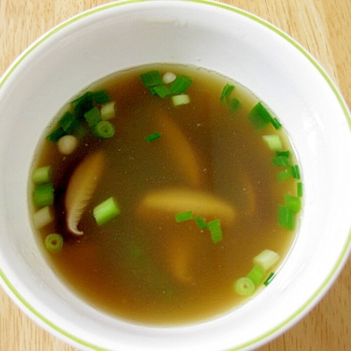しょうゆ糀入り中華スープ